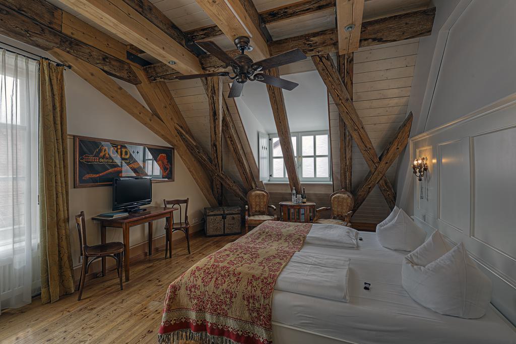 Hotel Orphee - Grosses Haus Regensburg Exterior foto